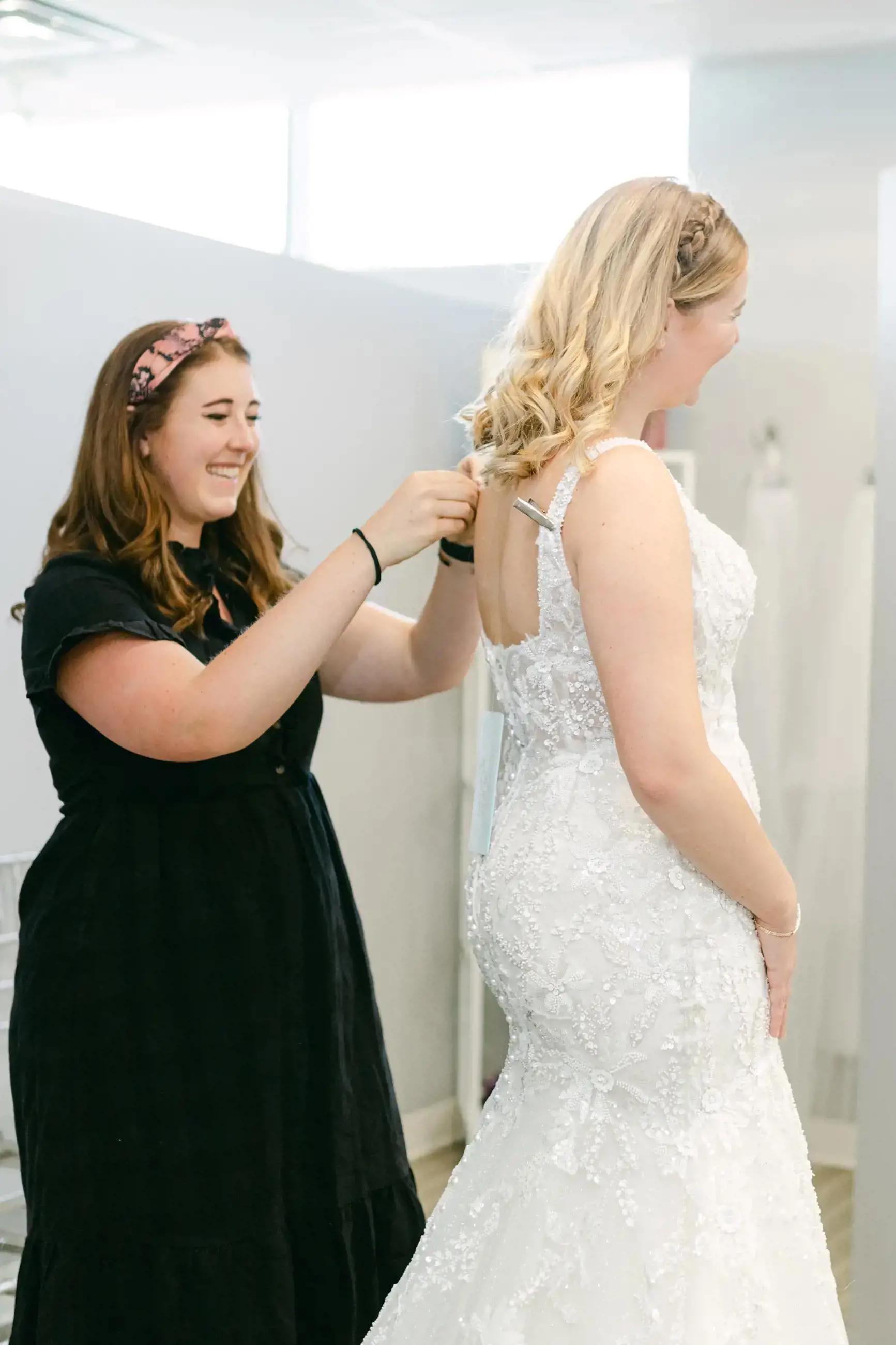 Love Curvy Bridal Experience #2 - Mobile Image